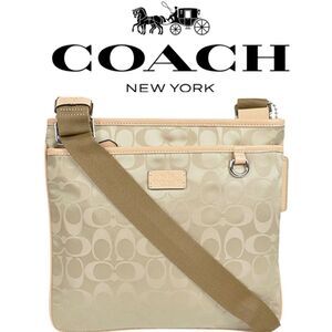 COACH - Signature C Canvas & Leather Hippie Crossbody Swing Bag/Biscuit & Khaki